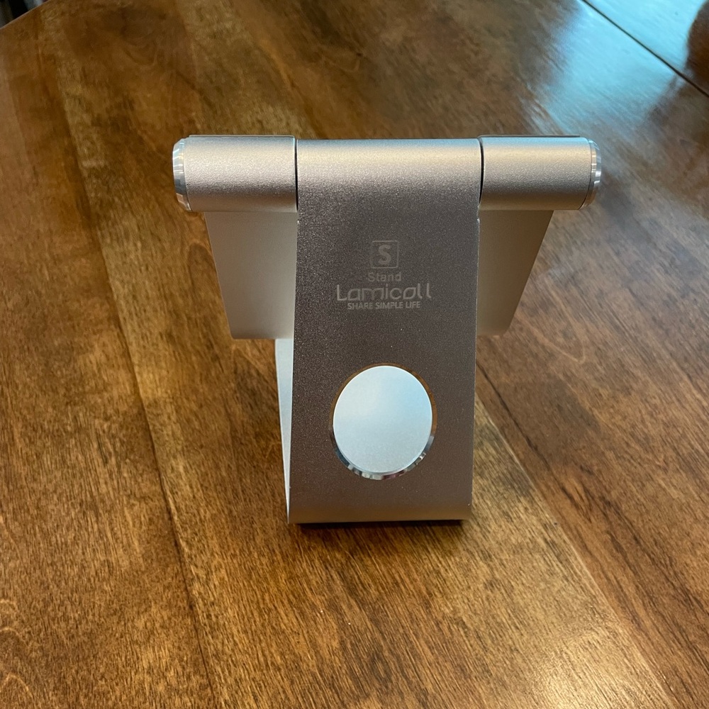 Adjustable tablet stand - Picture 2 of 3